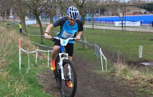 4ème AU CHAMPIONNAT DE FRANCE UNSS DE DUATHLON!!! 